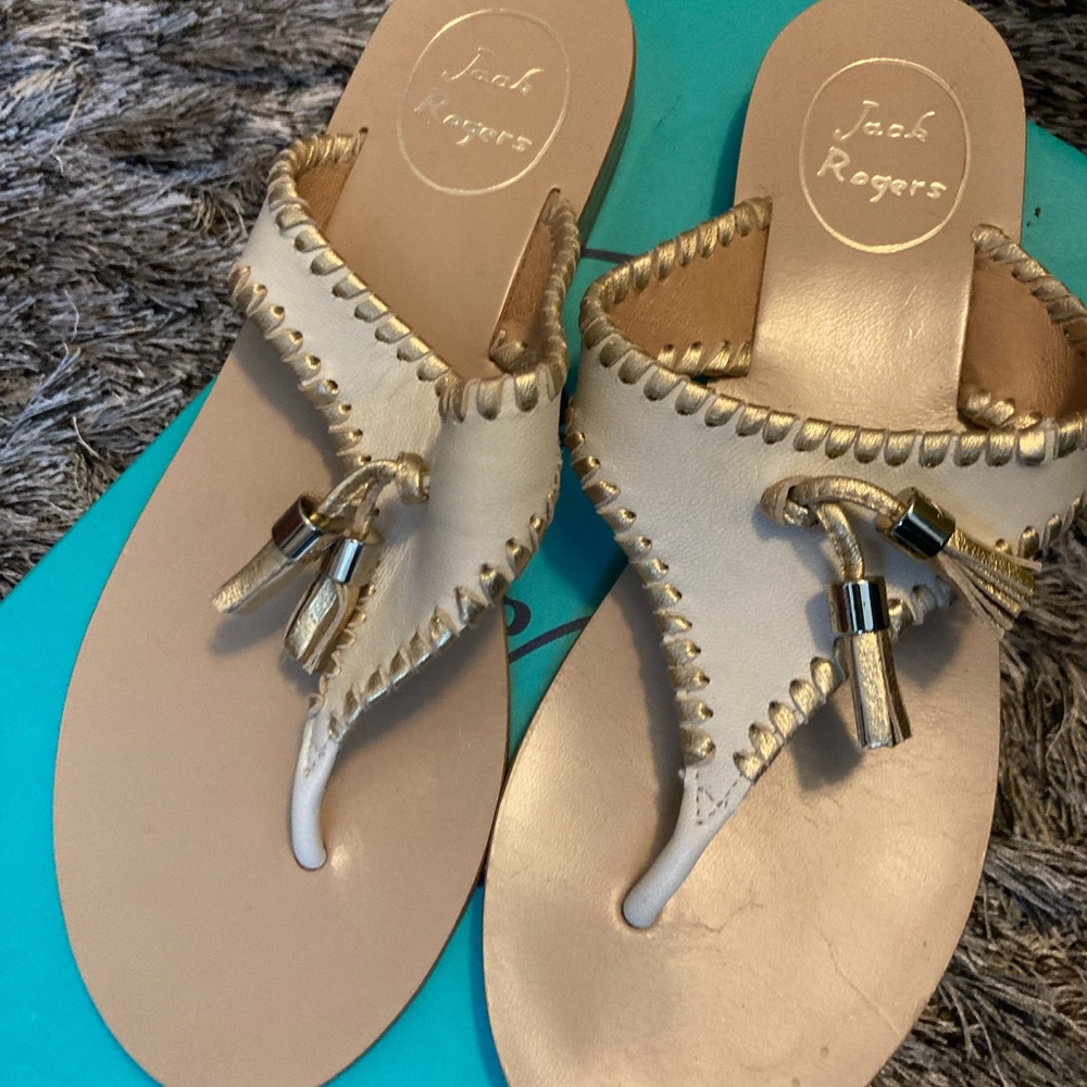 Jack Rogers Alana sandal in a lovely bone gold